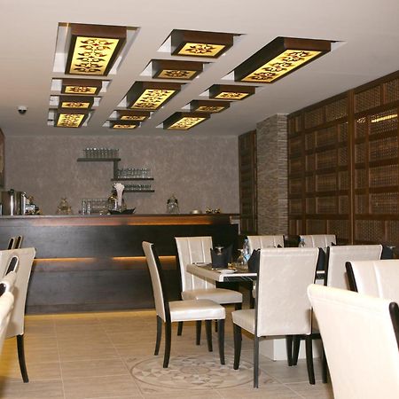 Seven Wonders Hotel Вади Муса Экстерьер фото