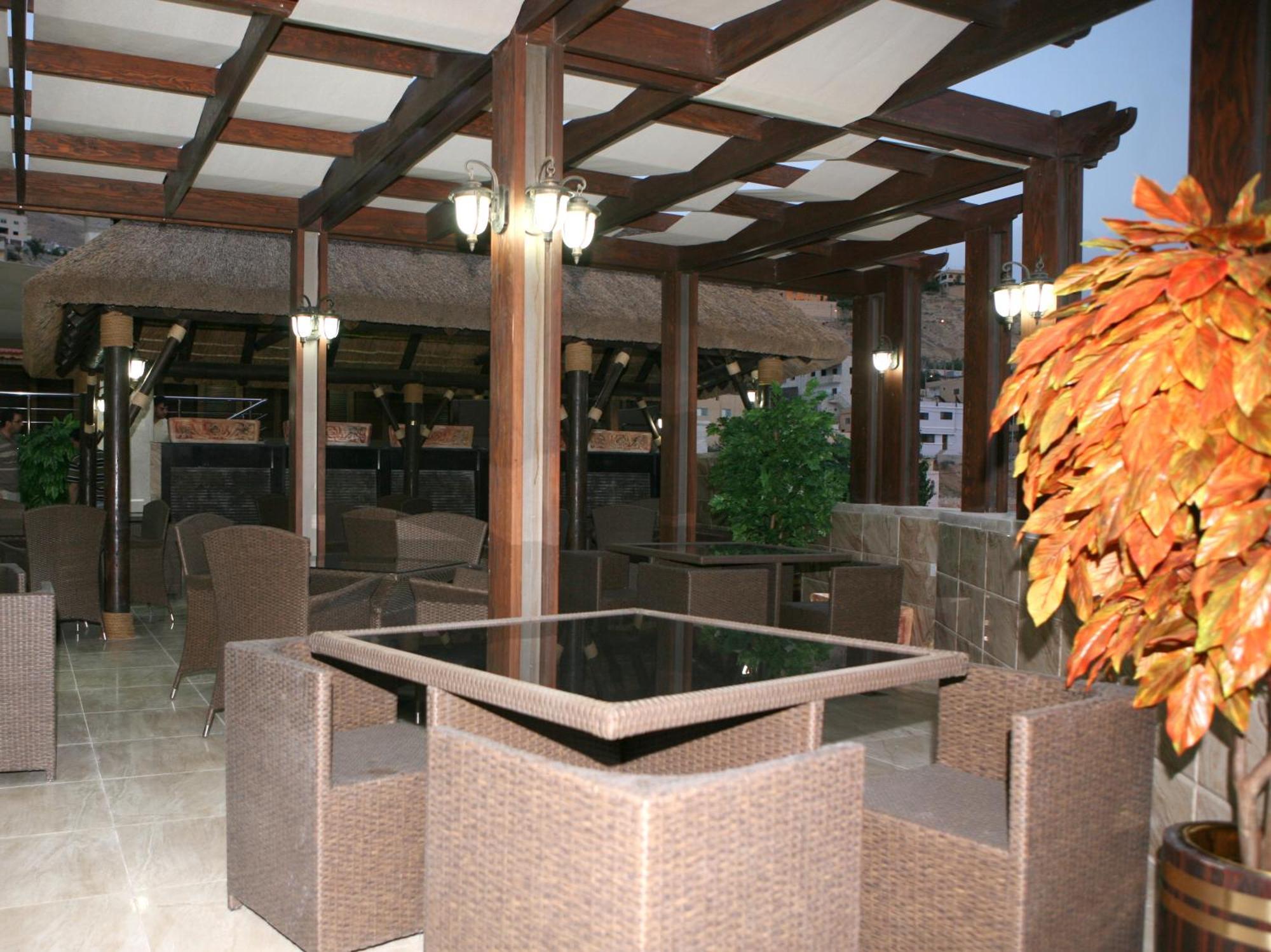 Seven Wonders Hotel Вади Муса Экстерьер фото
